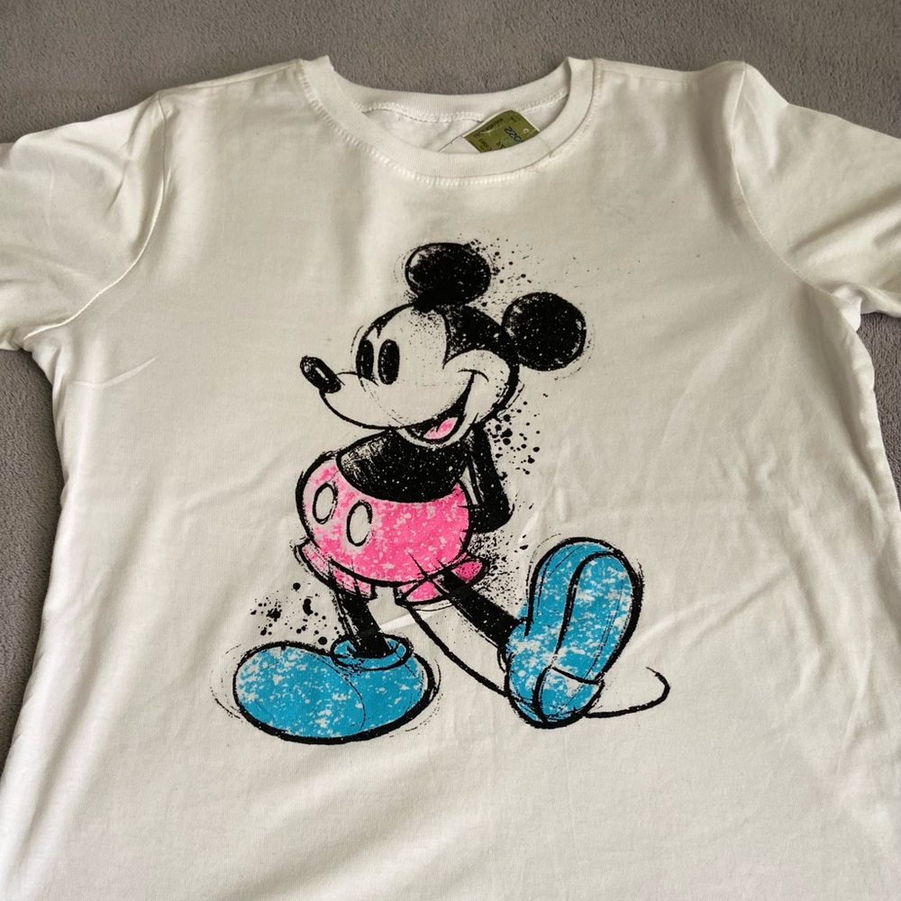 T-shirt , images , Disney , white shirt , shirtsleeves